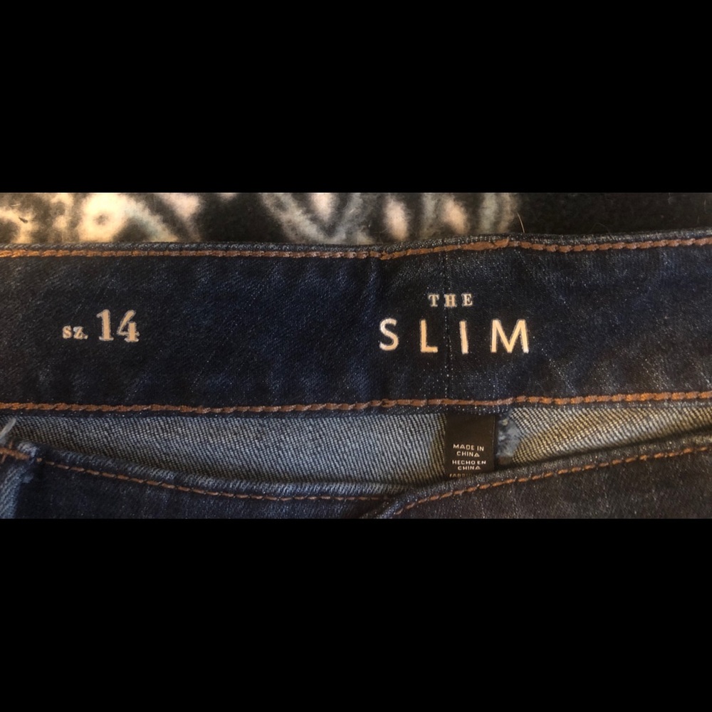 White House Black Market New “The Slim” Jean